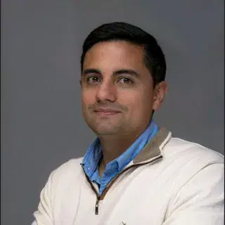 Santiago López C.